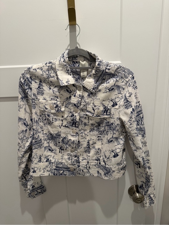 Joie Jackets & Blazers - Joie White and Navy Toile Print Button-Up Shirt jacket